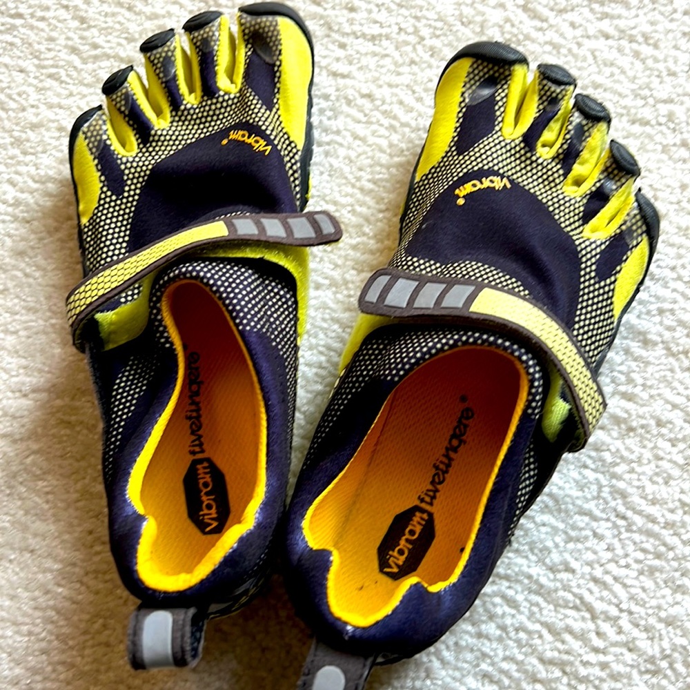 Toe shoes
